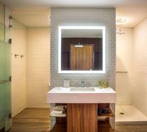Wyndham Garden North Bergen Room