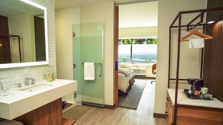 <b>Wyndham Garden North Bergen Room</b>. Images powered by <a href="https://iceportal.shijigroup.com/" title="IcePortal" target="_blank">IcePortal</a>.