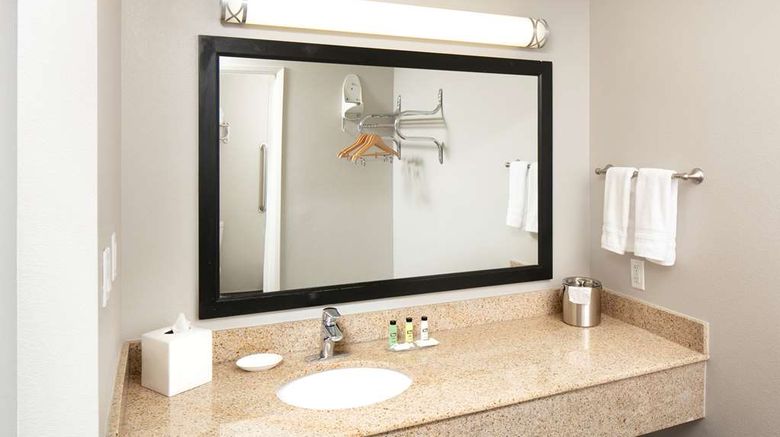 <b>Signature Temecula Room</b>. Images powered by <a href="https://iceportal.shijigroup.com/" title="IcePortal" target="_blank">IcePortal</a>.
