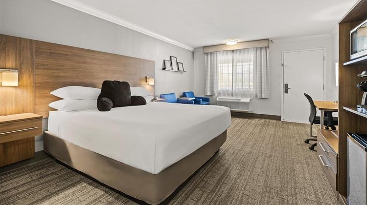 Signature Temecula Room