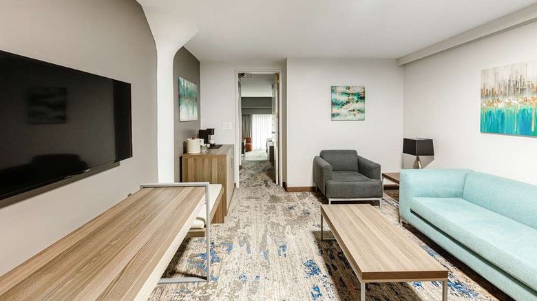 <b>Atheneum Suite Hotel & Conference Center Room</b>. Images powered by <a href="https://iceportal.shijigroup.com/" title="IcePortal" target="_blank">IcePortal</a>.