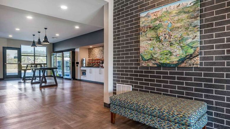 <b>Extended Stay America Prem Stes Gibsonto Lobby</b>. Images powered by <a href="https://iceportal.shijigroup.com/" title="IcePortal" target="_blank">IcePortal</a>.