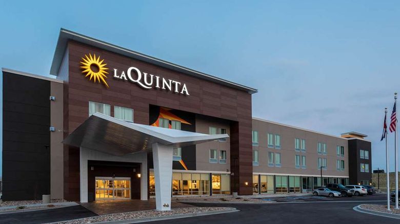 <b>La Quinta Inn & Suites Limon Exterior</b>. Images powered by <a href="https://iceportal.shijigroup.com/" title="IcePortal" target="_blank">IcePortal</a>.