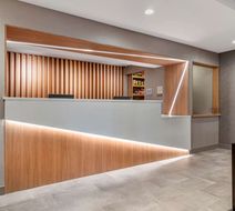 Clarion Inn Lobby
