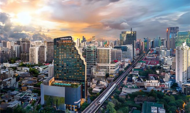 Carlton Hotel Bangkok Sukhumvit Exterior