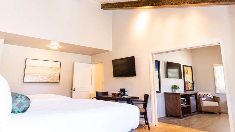 <b>The Inn at Pasatiempo Room</b>. Images powered by <a href="https://iceportal.shijigroup.com/" title="IcePortal" target="_blank">IcePortal</a>.