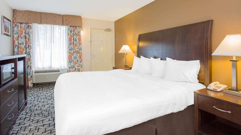 <b>SureStay Hotel by BW North Myrtle Beach Room</b>. Images powered by <a href="https://iceportal.shijigroup.com/" title="IcePortal" target="_blank">IcePortal</a>.