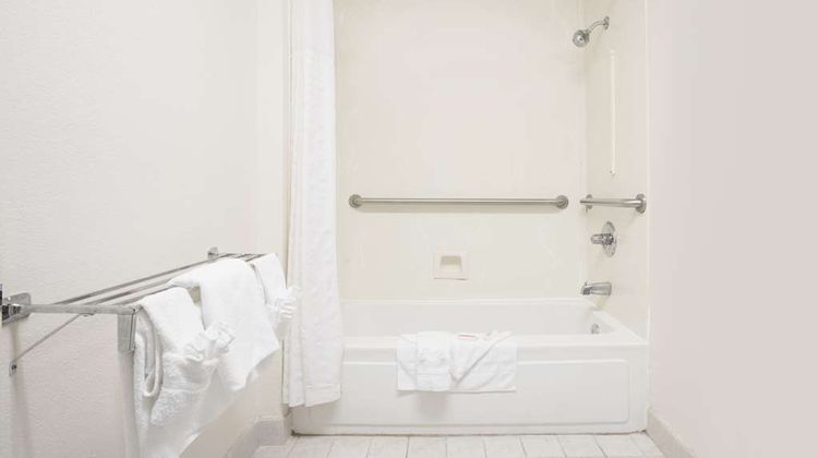 SureStay Hotel by BW North Myrtle Beach Room