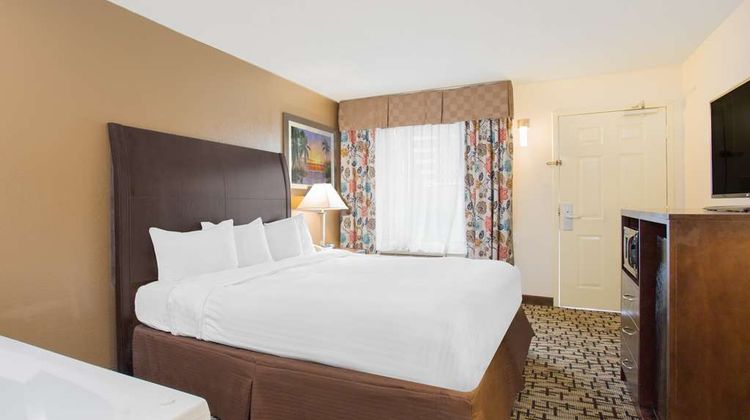 SureStay Hotel by BW North Myrtle Beach Suite