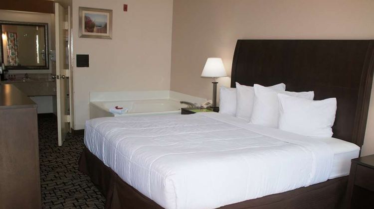 SureStay Hotel by BW North Myrtle Beach Suite