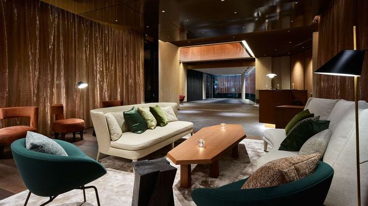 Mitsui Garden Hotel Roppongi Premier Lobby