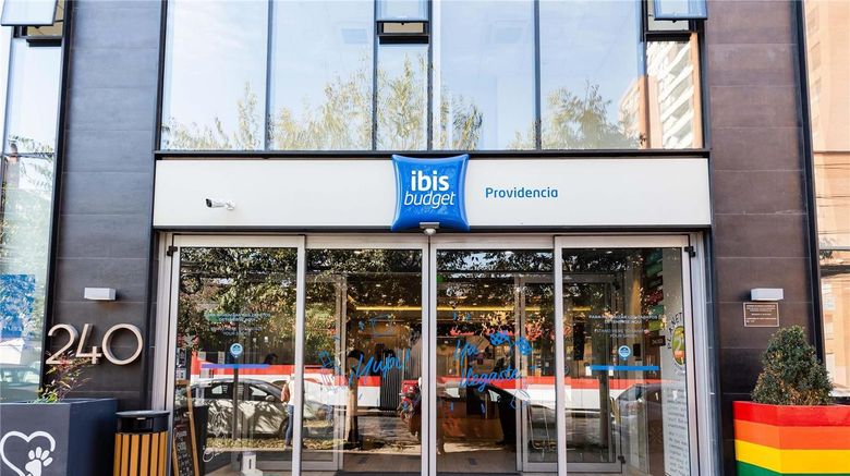 <b>Ibis Budget Santiago Providencia Exterior</b>. Images powered by <a href="https://iceportal.shijigroup.com/" title="IcePortal" target="_blank">IcePortal</a>.
