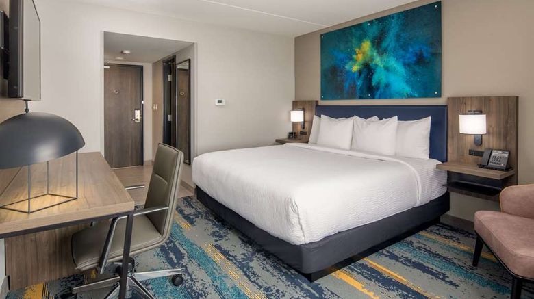<b>La Quinta Inn & Stes by WyndhamDowntown Room</b>. Images powered by <a href="https://iceportal.shijigroup.com/" title="IcePortal" target="_blank">IcePortal</a>.