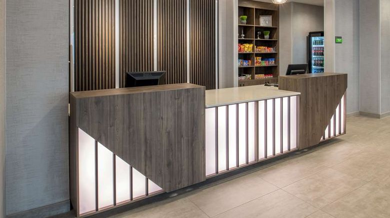 <b>La Quinta Inn & Stes by WyndhamDowntown Lobby</b>. Images powered by <a href="https://iceportal.shijigroup.com/" title="IcePortal" target="_blank">IcePortal</a>.