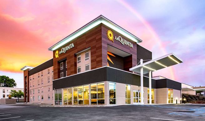 La Quinta Inn & Stes by WyndhamDowntown Exterior