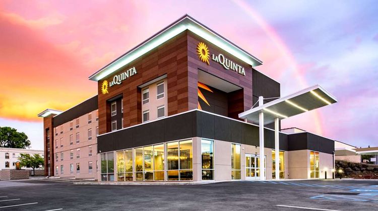 La Quinta Inn & Stes by WyndhamDowntown Exterior
