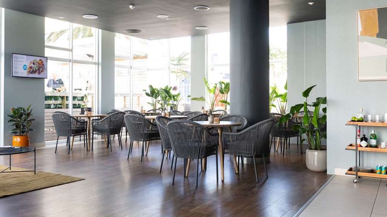 <b>President Hotel Restaurant</b>. Images powered by <a href="https://iceportal.shijigroup.com/" title="IcePortal" target="_blank">IcePortal</a>.