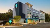 Tru by Hilton Atlanta Northlake Parkway Exterior