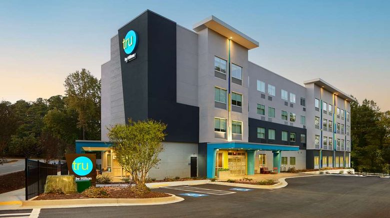 Tru by Hilton Atlanta Northlake Parkway Exterior. Images powered by <a href="https://iceportal.shijigroup.com" target="_blank" rel="noopener">Ice Portal</a>.