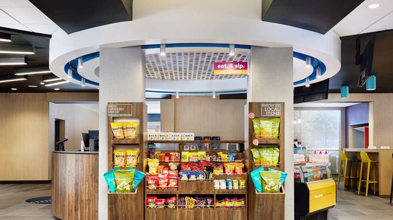 <b>Tru by Hilton Atlanta Northlake Parkway Restaurant</b>. Images powered by <a href="https://iceportal.shijigroup.com/" title="IcePortal" target="_blank">IcePortal</a>.
