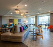 Home2 Suites Atlanta Airport West Lobby