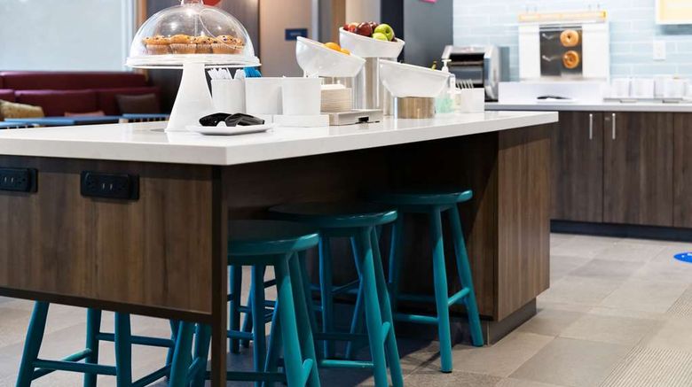 <b>Tru by Hilton Greensboro Lake Oconee Restaurant</b>. Images powered by <a href="https://iceportal.shijigroup.com/" title="IcePortal" target="_blank">IcePortal</a>.