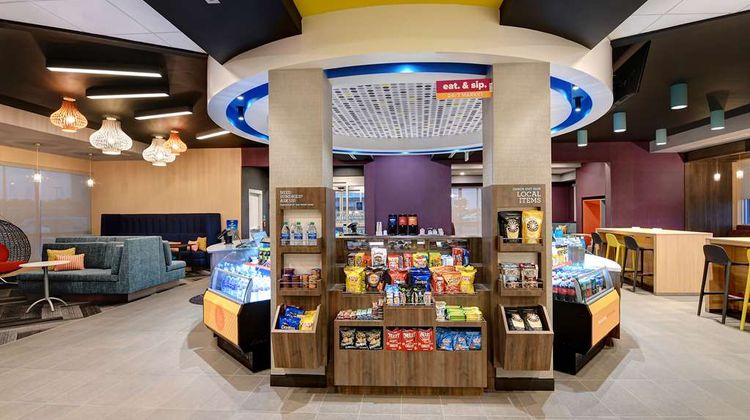 Tru by Hilton Columbia Greystone Restaurant