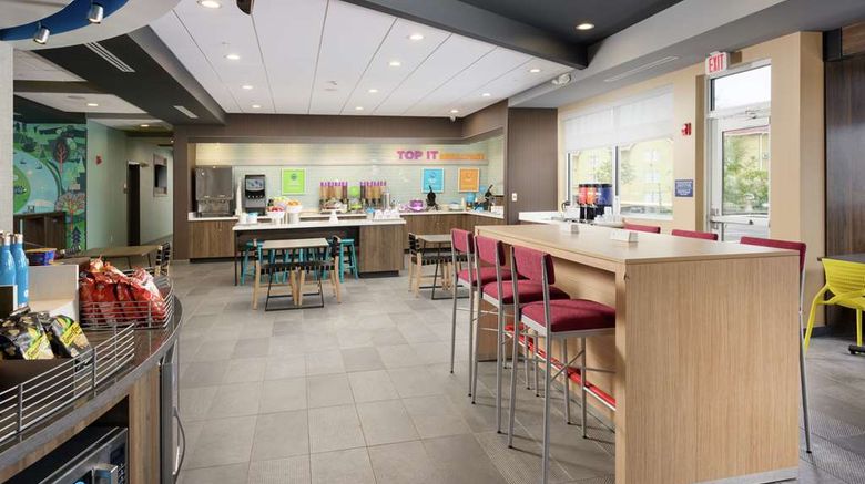 <b>Tru by Hilton Chattanooga Hamilton Place Restaurant</b>. Images powered by <a href="https://iceportal.shijigroup.com/" title="IcePortal" target="_blank">IcePortal</a>.