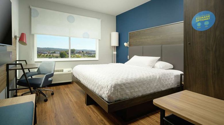 <b>Tru by Hilton Chattanooga Hamilton Place Room</b>. Images powered by <a href="https://iceportal.shijigroup.com/" title="IcePortal" target="_blank">IcePortal</a>.