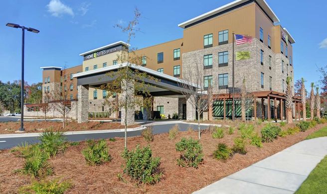 Home2 Suites by Hilton Daniel Island Exterior