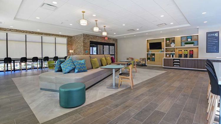 Home2 Suites by Hilton Daniel Island Lobby