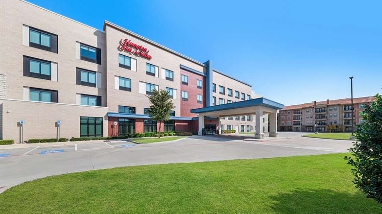 <b>Hampton Inn and Suites Farmers Branch Exterior</b>. Images powered by <a href="https://iceportal.shijigroup.com/" title="IcePortal" target="_blank">IcePortal</a>.