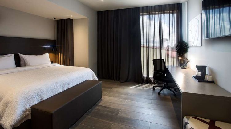 Hampton by Hilton David Room