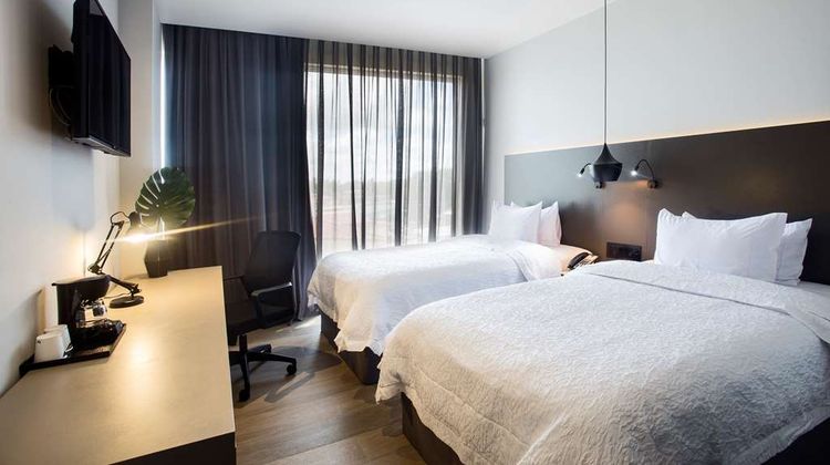 Hampton by Hilton David Room