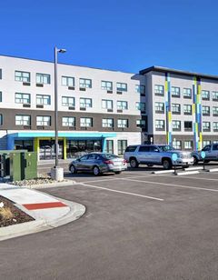 Tru by Hilton Denver South Park Meadows