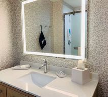Home2 Suites by Hilton Edinburg Room