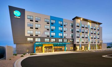 Tru by Hilton Lehi