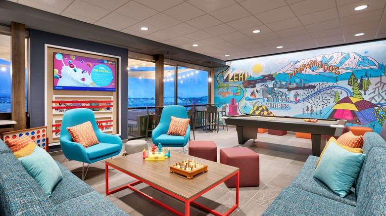 <b>Tru by Hilton Lehi Lobby</b>. Images powered by <a href="https://iceportal.shijigroup.com/" title="IcePortal" target="_blank">IcePortal</a>.