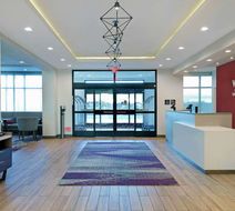 Hampton Inn Patterson Lobby