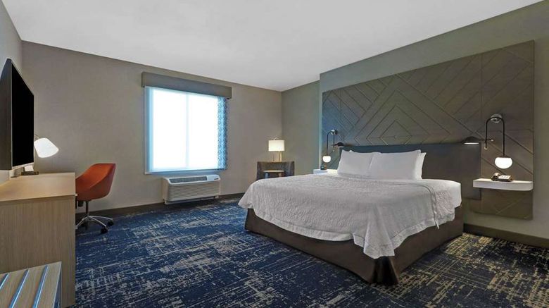 <b>Hampton Inn Patterson Room</b>. Images powered by <a href="https://iceportal.shijigroup.com/" title="IcePortal" target="_blank">IcePortal</a>.