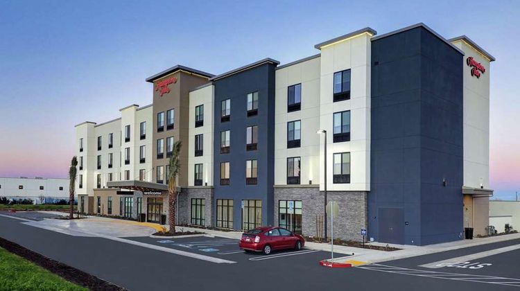 Hampton Inn Patterson Exterior