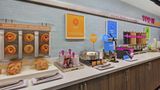 <b>Tru by Hilton Springfield Downtown Restaurant</b>. Images powered by <a href="https://iceportal.shijigroup.com/" title="IcePortal" target="_blank">IcePortal</a>.