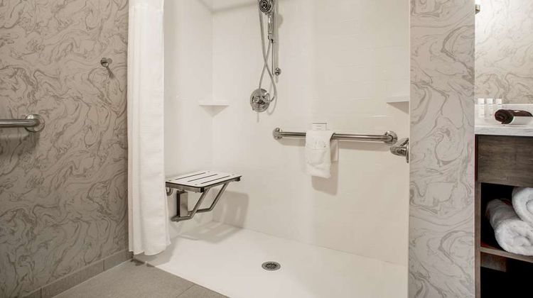 Homewood Suites by Hilton Salina Room