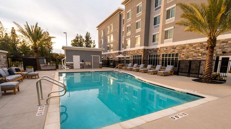 <b>Homewood Suites Rancho Cordova Pool</b>. Images powered by <a href="https://iceportal.shijigroup.com/" title="IcePortal" target="_blank">IcePortal</a>.