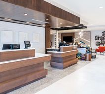 Hilton Garden Inn Brunswick Lobby