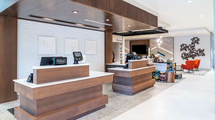 Hilton Garden Inn Brunswick Lobby