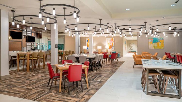 Hilton Garden Inn Brunswick Restaurant
