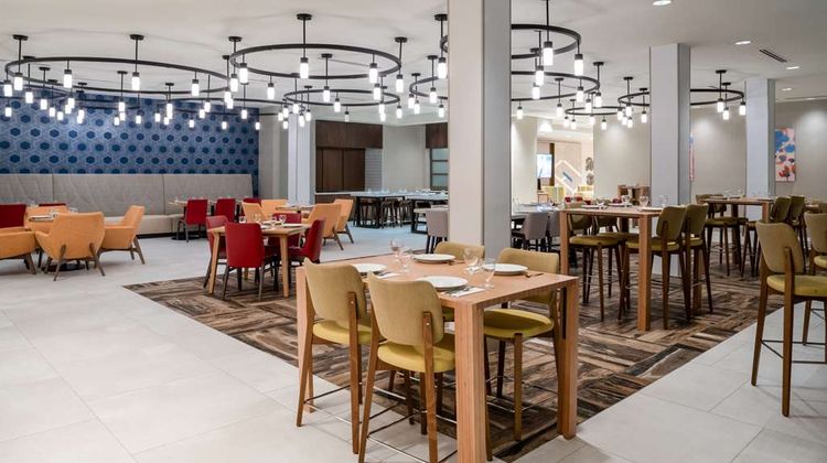 Hilton Garden Inn Brunswick Restaurant