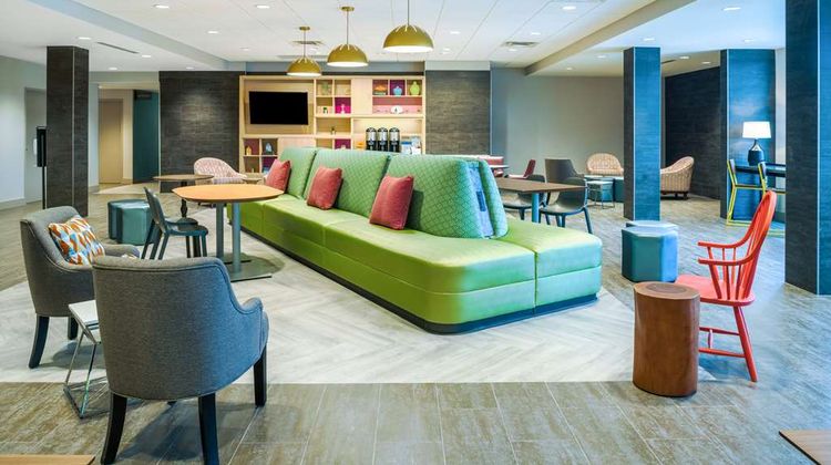 Home2 Suites by Hilton Brunswick Restaurant