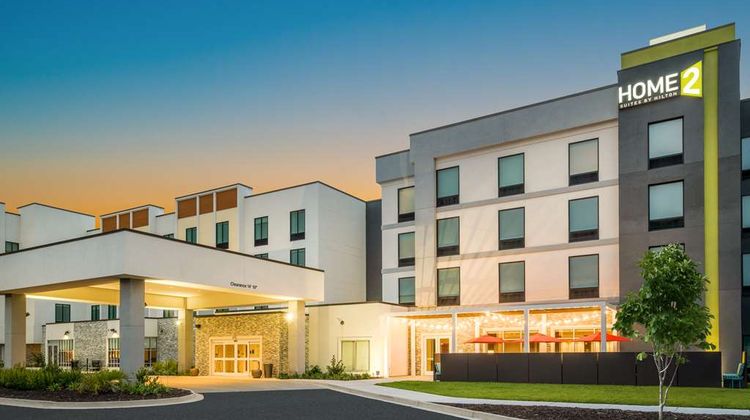 Home2 Suites by Hilton Brunswick Exterior